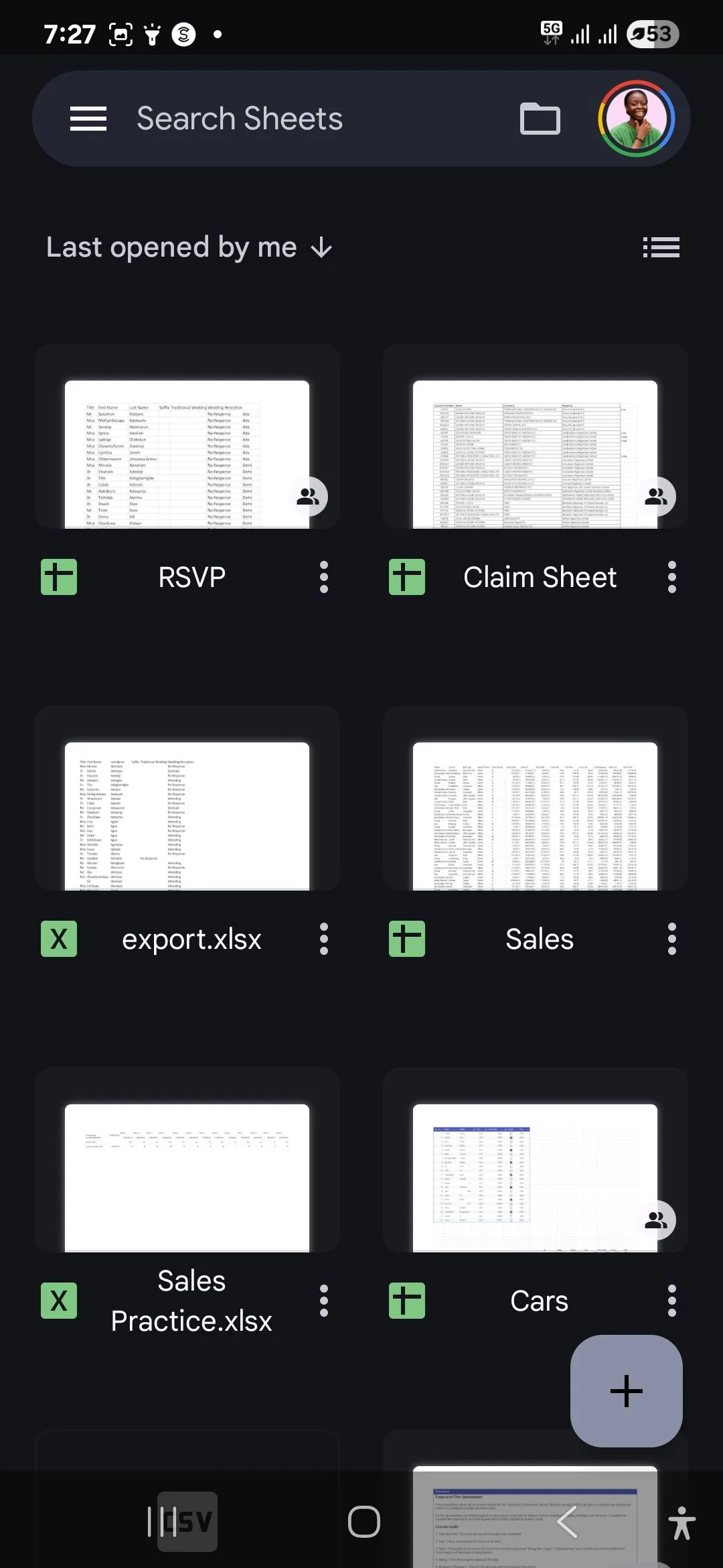 Màn hình chính của Google Sheets trên thiết bị Android, minh họa giao diện đồng bộ và quen thuộc trong hệ sinh thái ứng dụng Google như Docs, Slides.