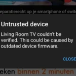 Màn hình hiển thị thông báo lỗi trên thiết bị Chromecast, yêu cầu kiểm tra kết nối hoặc cập nhật để khắc phục sự cố.