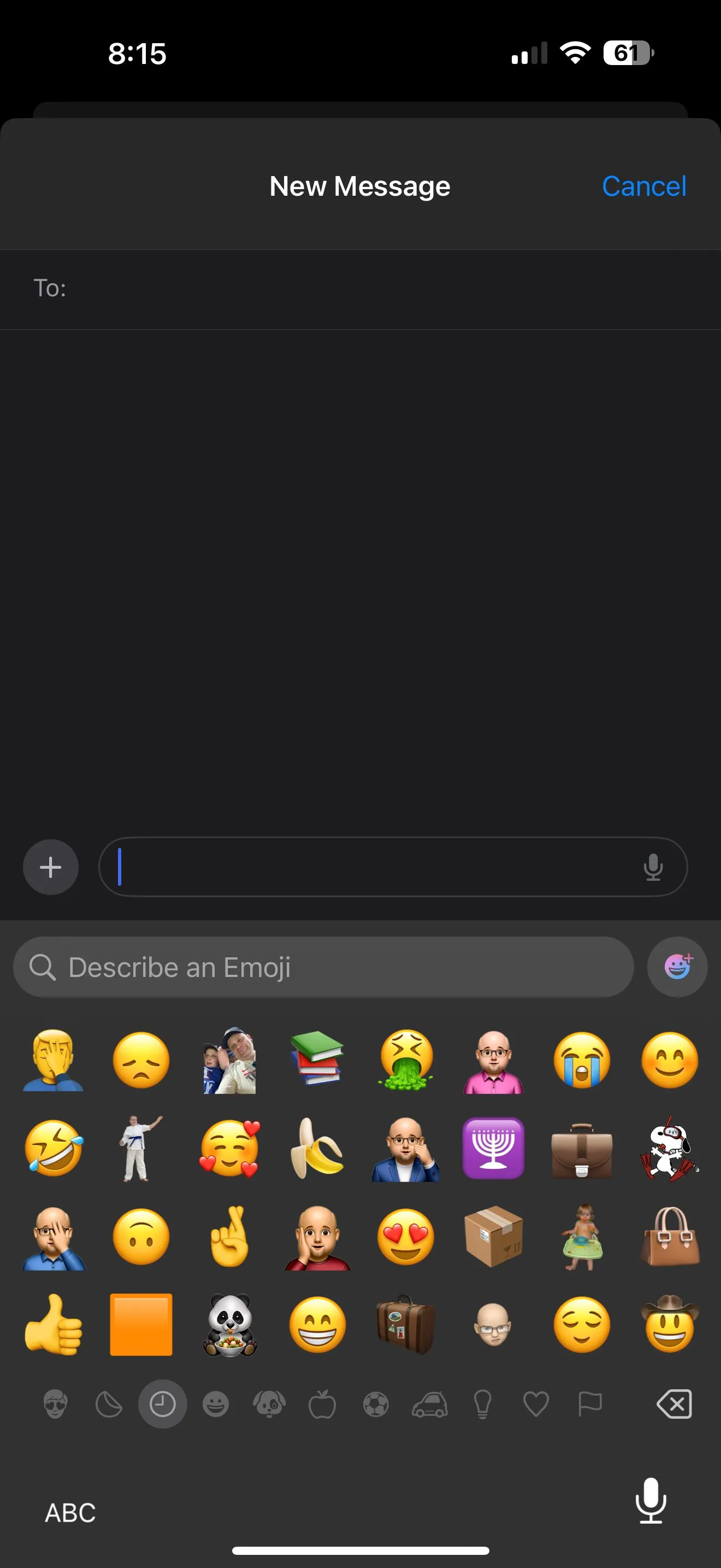 Màn hình tạo Genmoji trong ứng dụng Tin nhắn, cho phép mô tả và tạo emoji cá nhân.