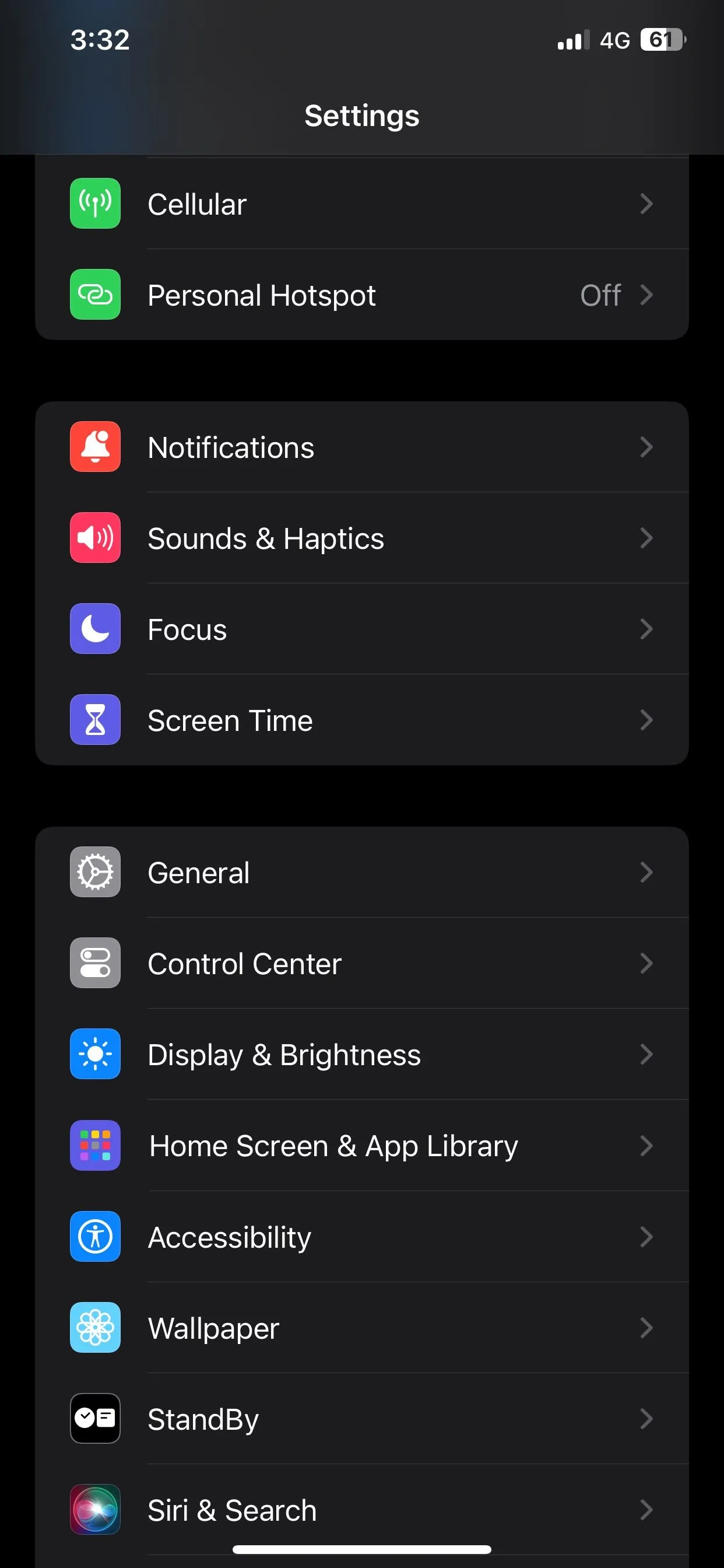 Màn hình ứng dụng Cài đặt trên iPhone chạy iOS 17
