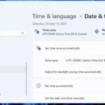Menu cài đặt Ngày và Giờ trong ứng dụng Settings của Windows 11 hiển thị tùy chọn tự động điều chỉnh giờ tiết kiệm ánh sáng ban ngày (DST)