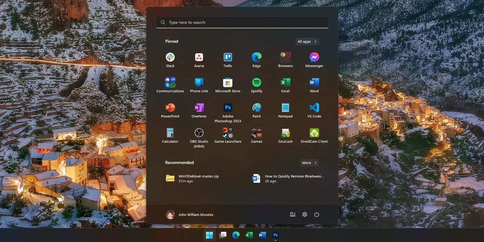 Menu Start Windows 11 với nhiều ứng dụng được cài sẵn, minh họa bloatware