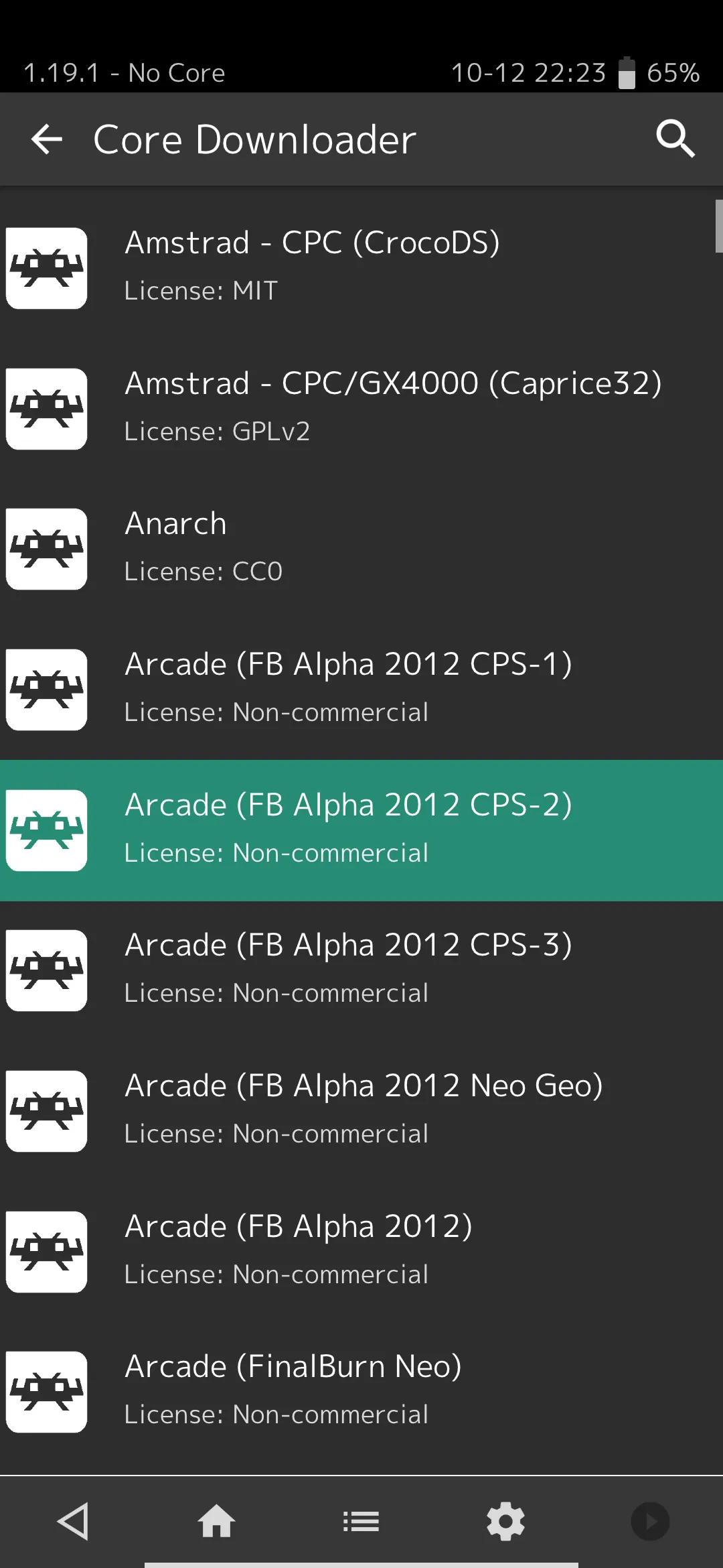 Menu tải Core (hạt nhân giả lập) trong RetroArch trên Android