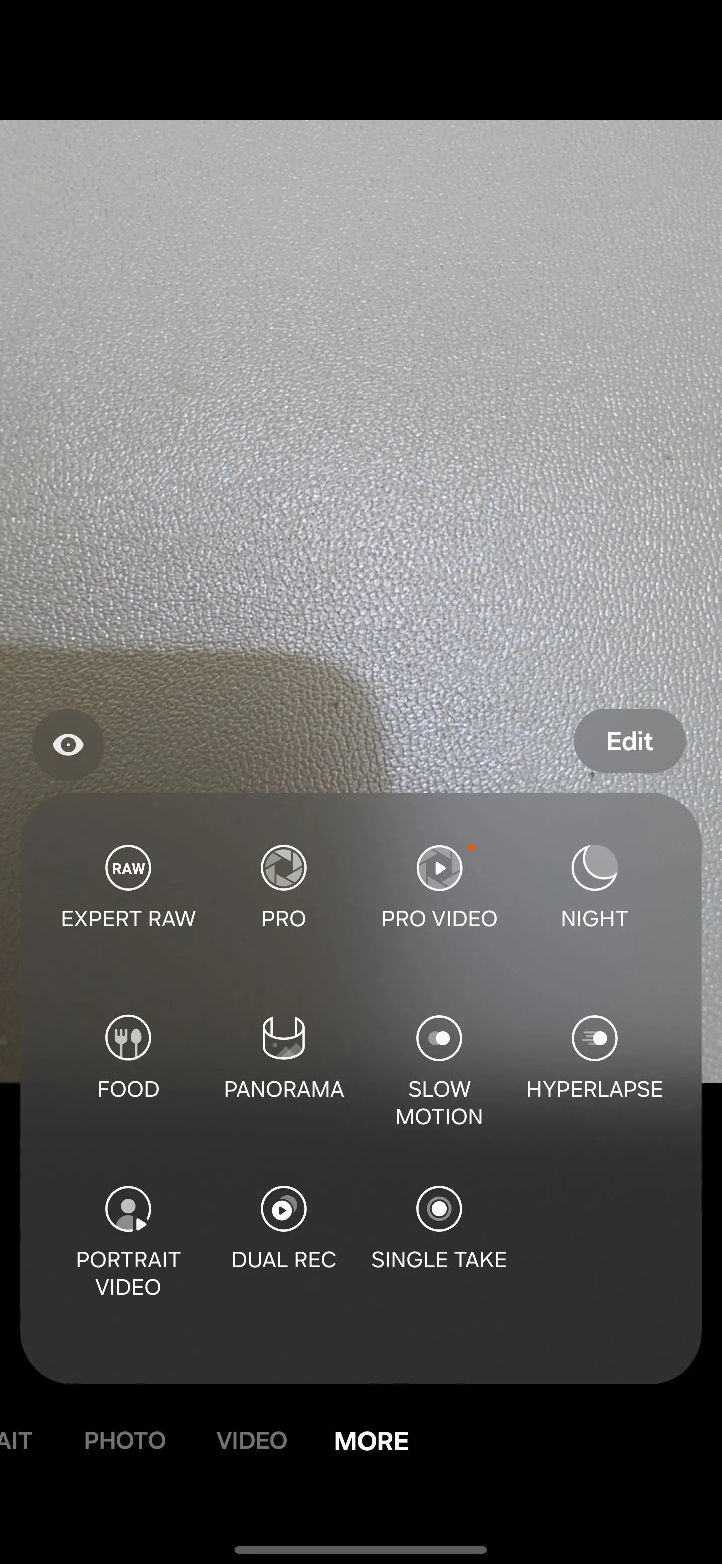 Menu Thêm (More) trong ứng dụng camera Samsung, hiển thị các chế độ Expert RAW và Pro Mode