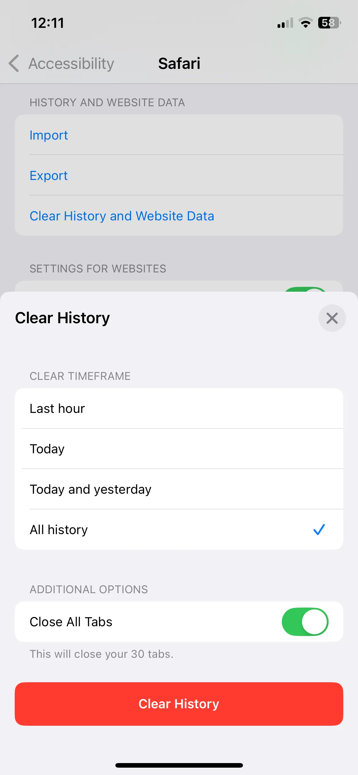 Menu &quot;Xóa lịch sử và dữ liệu trang web&quot; của Safari trên iPhone.