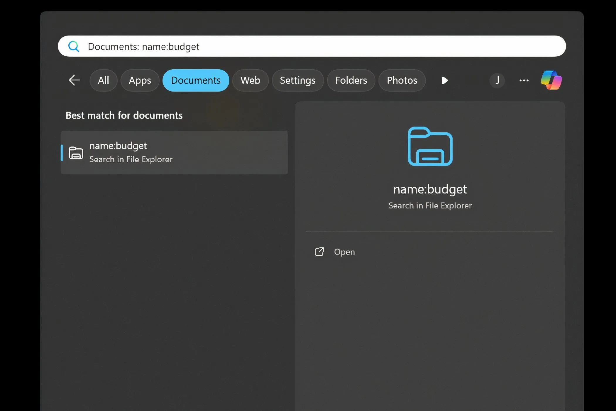 Minh họa cách áp dụng bộ lọc tên để tìm các tệp chứa từ khóa cụ thể trong tên trên Windows Search.