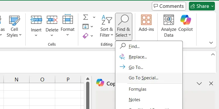 Mở hộp thoại Go to Special để tìm kiếm và chọn các ô trống trong Excel.