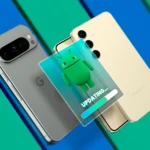 Một chiếc Google Pixel và Samsung Galaxy biểu thị việc cập nhật hệ điều hành Android mới nhất.