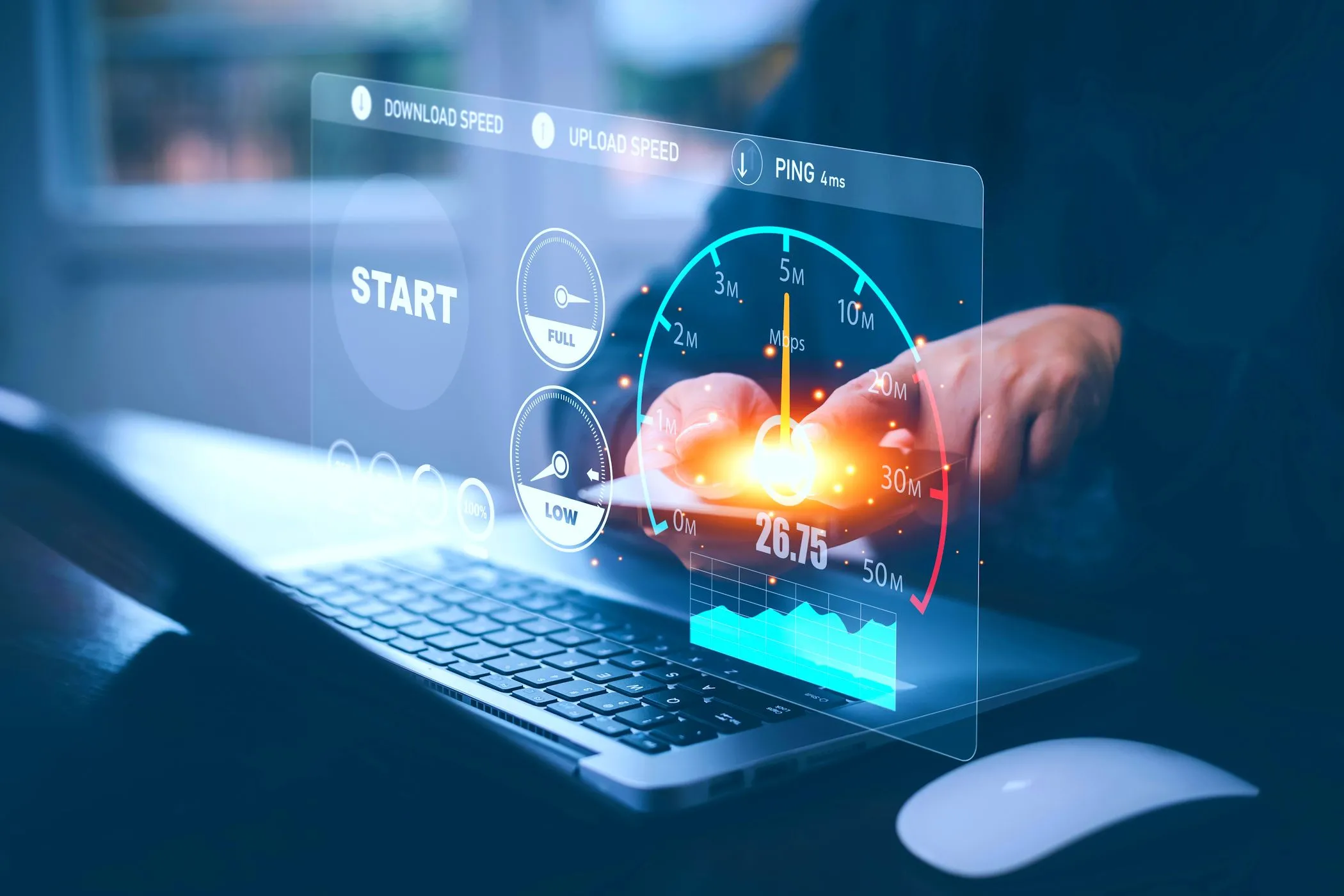 Một người dùng đang kiểm tra tốc độ internet băng thông rộng trên laptop, biểu thị sự biến động của kết nối.