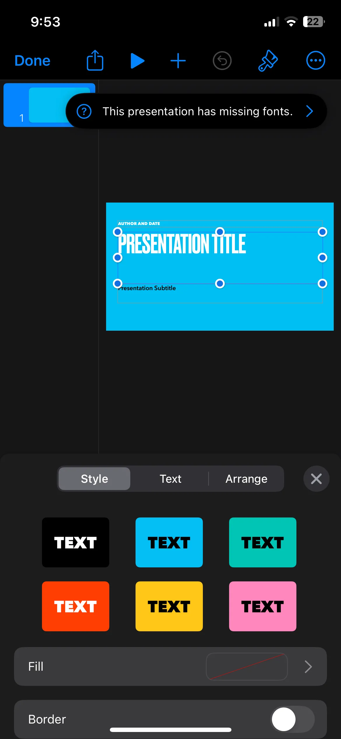 Một slide thuyết trình mẫu với hình ảnh và văn bản trong ứng dụng Keynote trên iPhone, thể hiện khả năng thiết kế chuyên nghiệp.