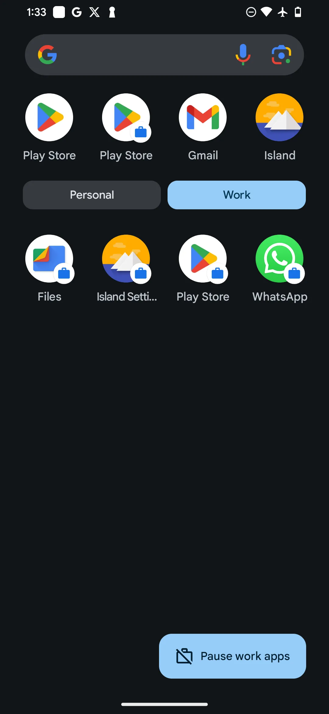 Ngăn kéo ứng dụng Android hiển thị mục Work với các ứng dụng đã nhân bản qua Island có biểu tượng cặp tài liệu