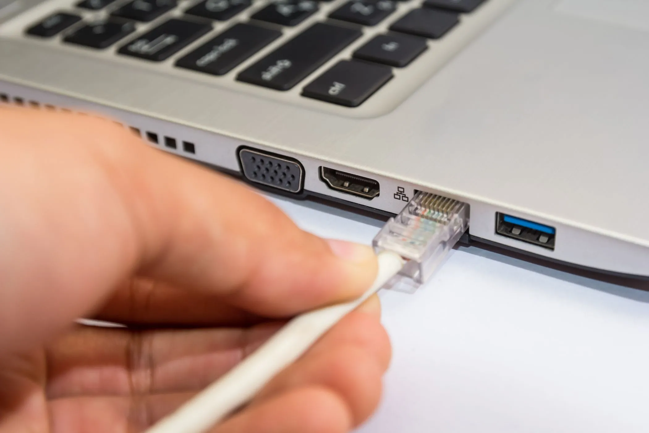 Tại Sao Microsoft Loop Chưa Thể Thay Thế Notion Hiệu Quả Cho Việc Động Não?