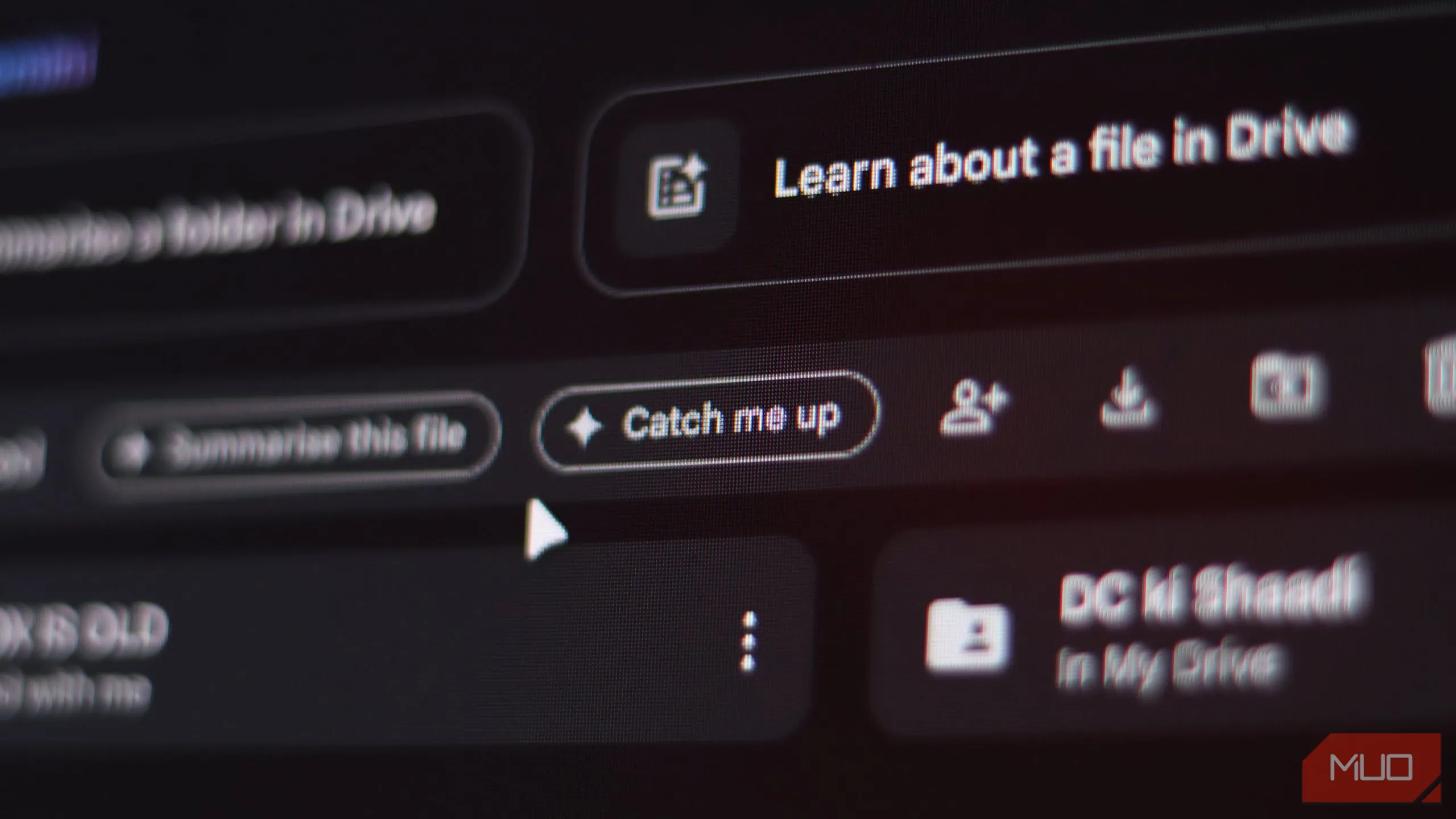 Nút &quot;Catch me up&quot; nổi bật trên thanh tùy chọn của Google Drive giúp tóm tắt thay đổi tài liệu nhanh chóng