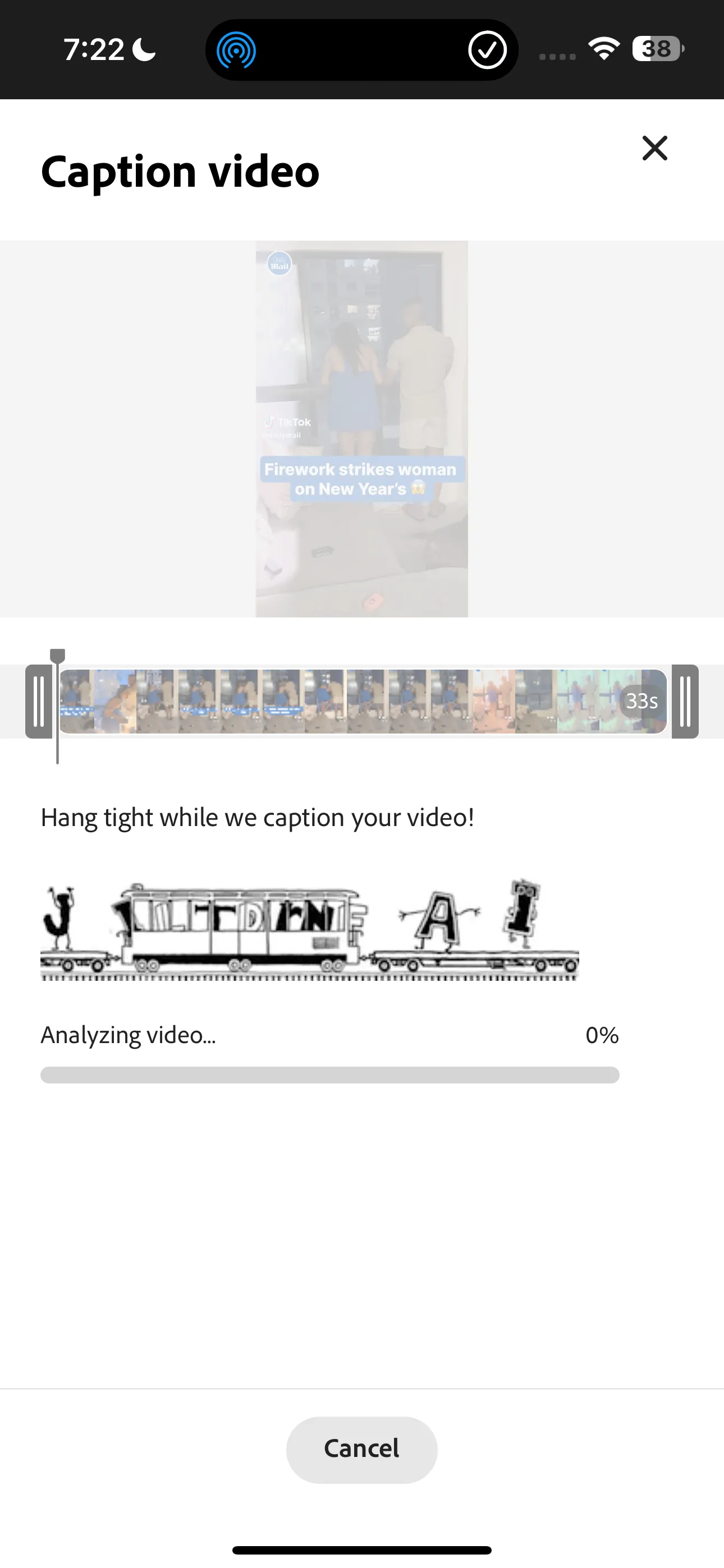 Quá trình tải lên và xử lý video trong Adobe Express để tự động tạo phụ đề.