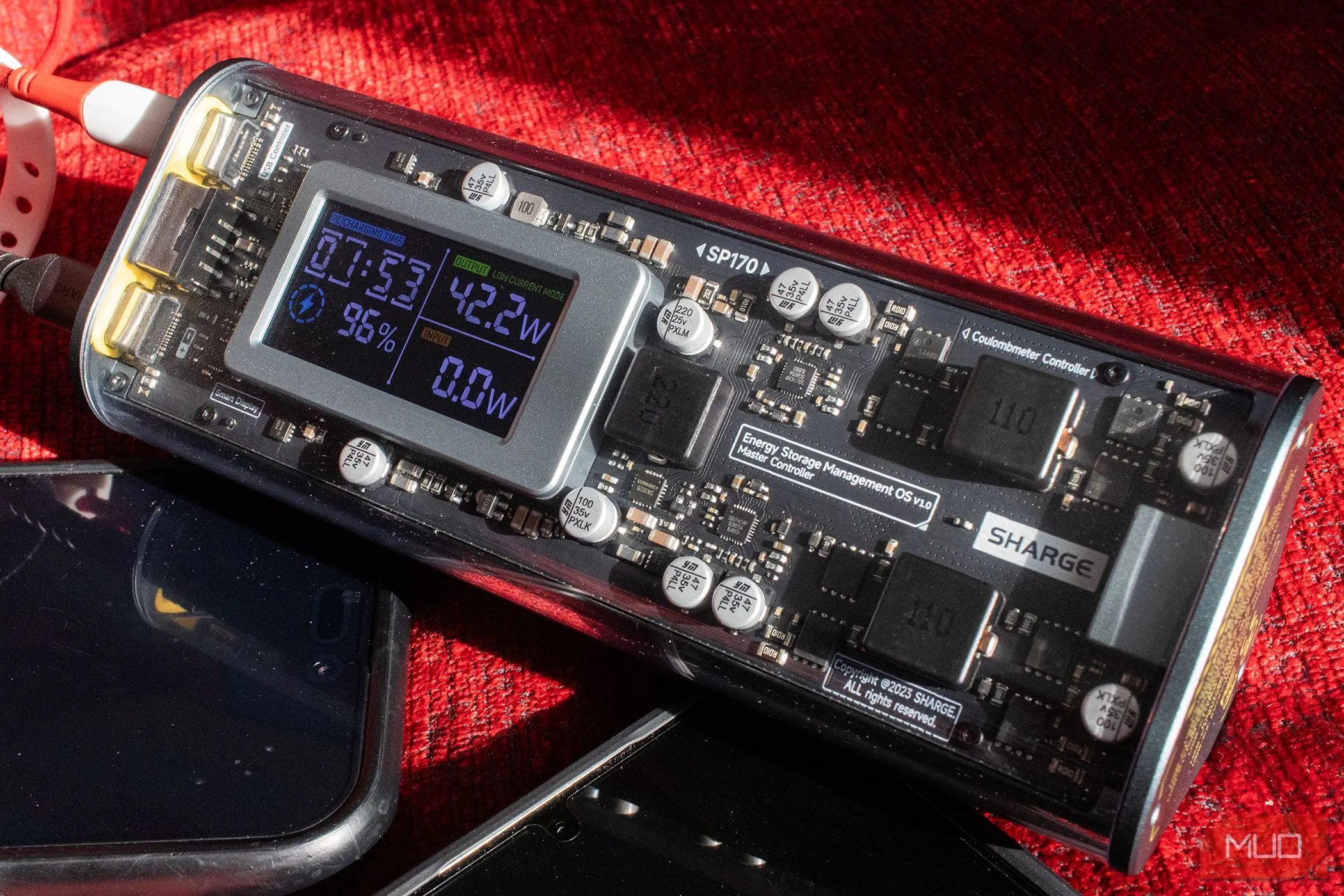 Shargeek 170, sạc dự phòng cao cấp với vẻ ngoài tinh tế và hiệu suất vượt trội, phù hợp cho người dùng yêu công nghệ.