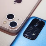So sánh camera trên hai điện thoại thông minh đặt cạnh nhau