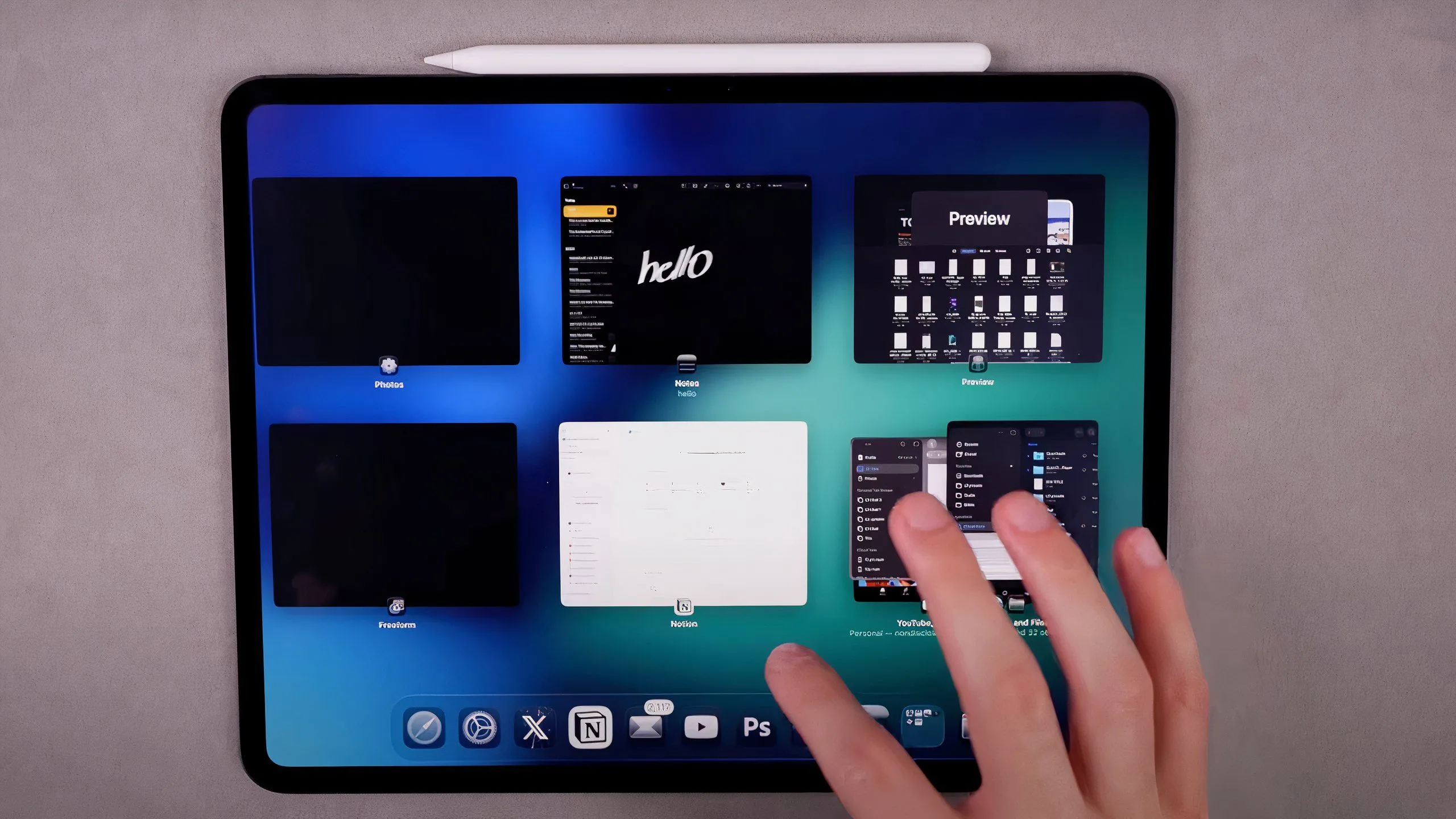Tính năng Exposé trên iPadOS 26 giúp người dùng xem và chuyển đổi giữa tất cả các ứng dụng đang mở một cách nhanh chóng