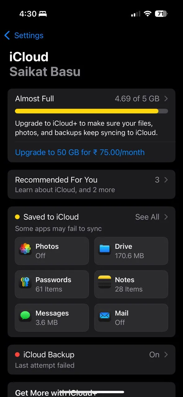 Tùy chọn Ảnh iCloud trong Cài đặt iPhone, cho phép bật tính năng &quot;Tối ưu hóa dung lượng iPhone&quot; để quản lý không gian lưu trữ.