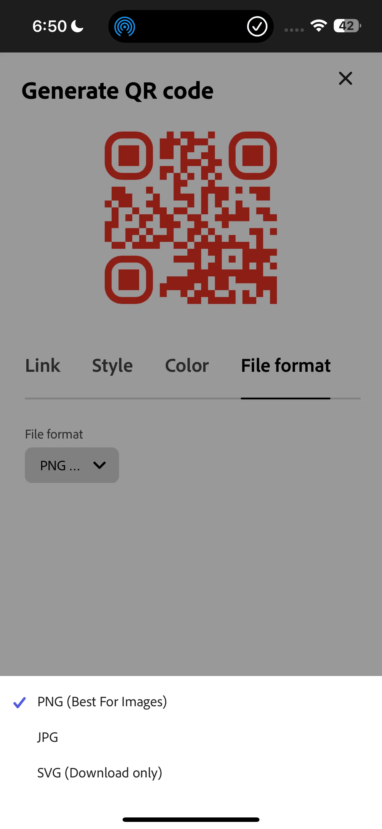 Tùy chọn định dạng tệp khi xuất mã QR trong Adobe Express, cho phép chọn giữa PNG, JPG hoặc SVG.
