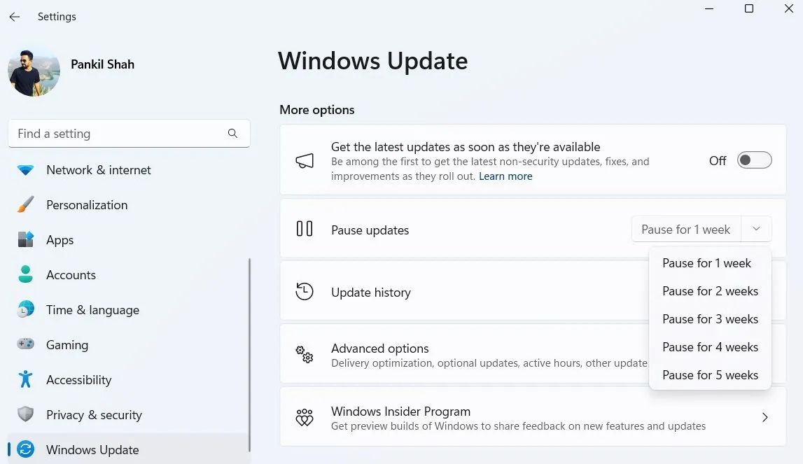 Tùy chọn Tạm dừng cập nhật trong Cài đặt Windows 11, cho phép người dùng tạm ngừng cài đặt bản cập nhật lỗi KB5051987