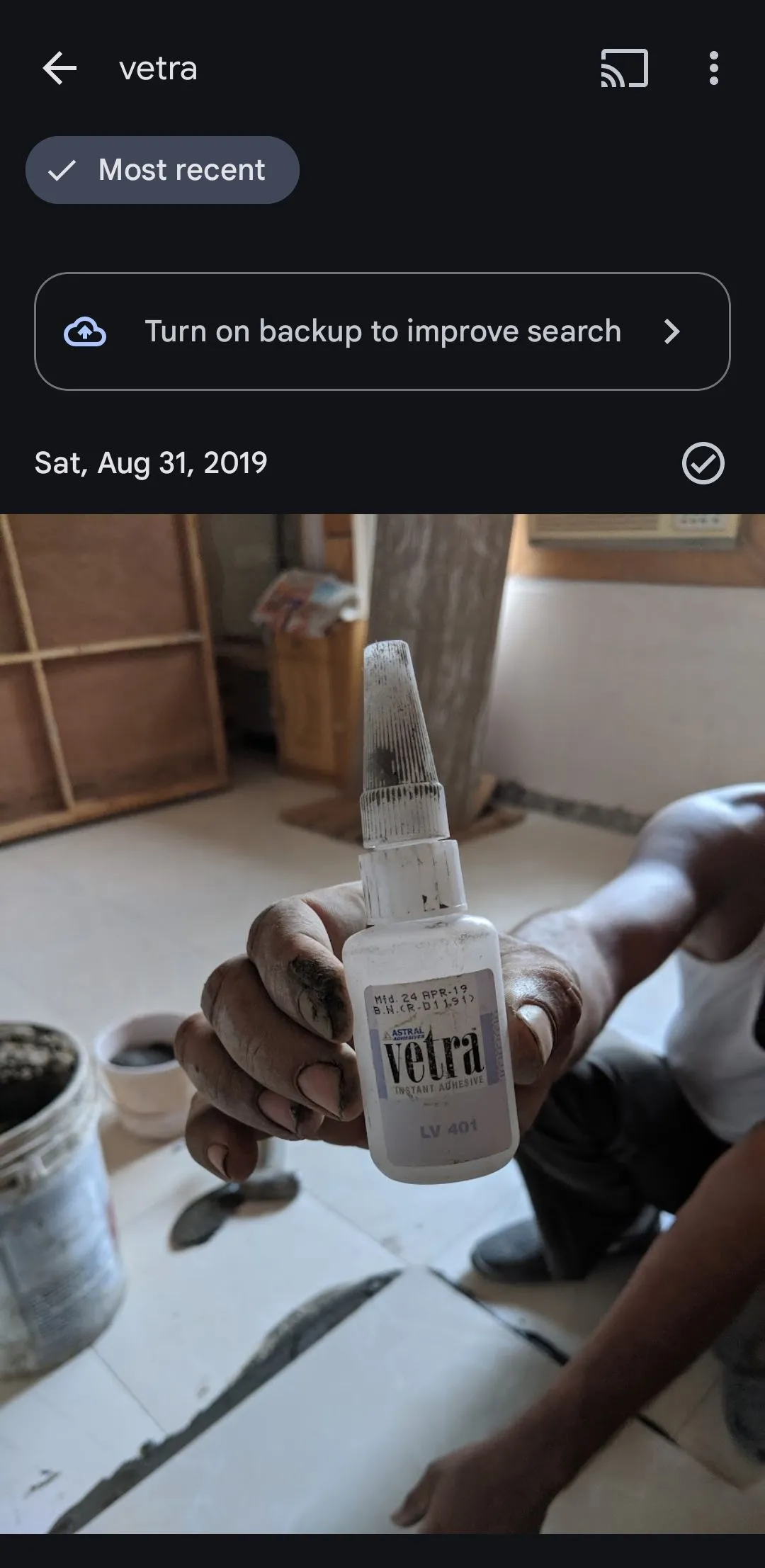 Ứng dụng Google Photos hiển thị ảnh chứa văn bản &quot;vetra&quot;