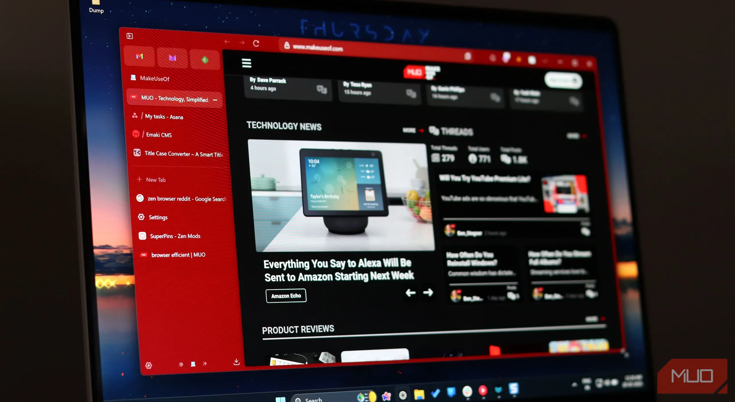 Zen Browser mở trang MakeUseOf hiển thị toàn màn hình, minh họa tốc độ